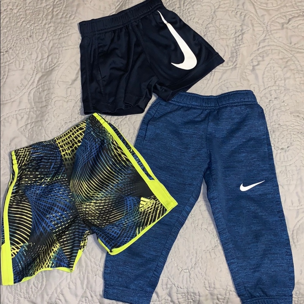 3 pieces - Nike size 18 months - 24mo/2T dry fit